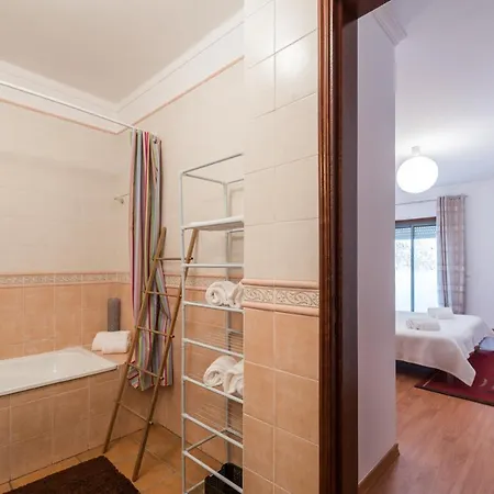 Ceumar Apartment *
